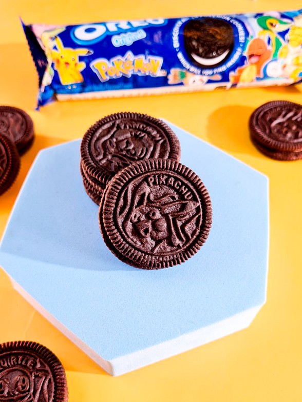 Oreo Crema de Helado de Arándanos | Edición Pokémon | 16 Diseño Aleatorios 119 grs.