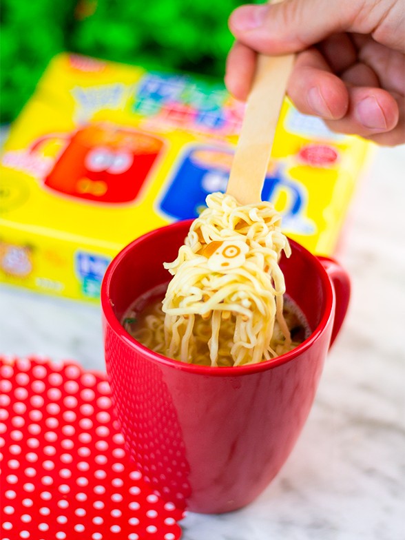 Ramen Udón en Taza con Naruto | "Mr Mug" | 2 Sabores | 4 raciones | 94 grs.